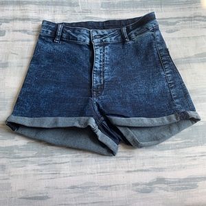 H&M high waisted shorts